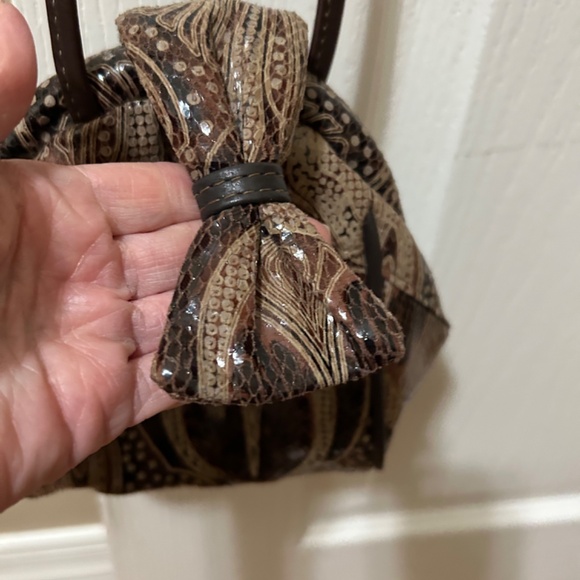 LIKE NEW! Bags by PINKY Brown Leather Small Purse - Picture 6 of 11